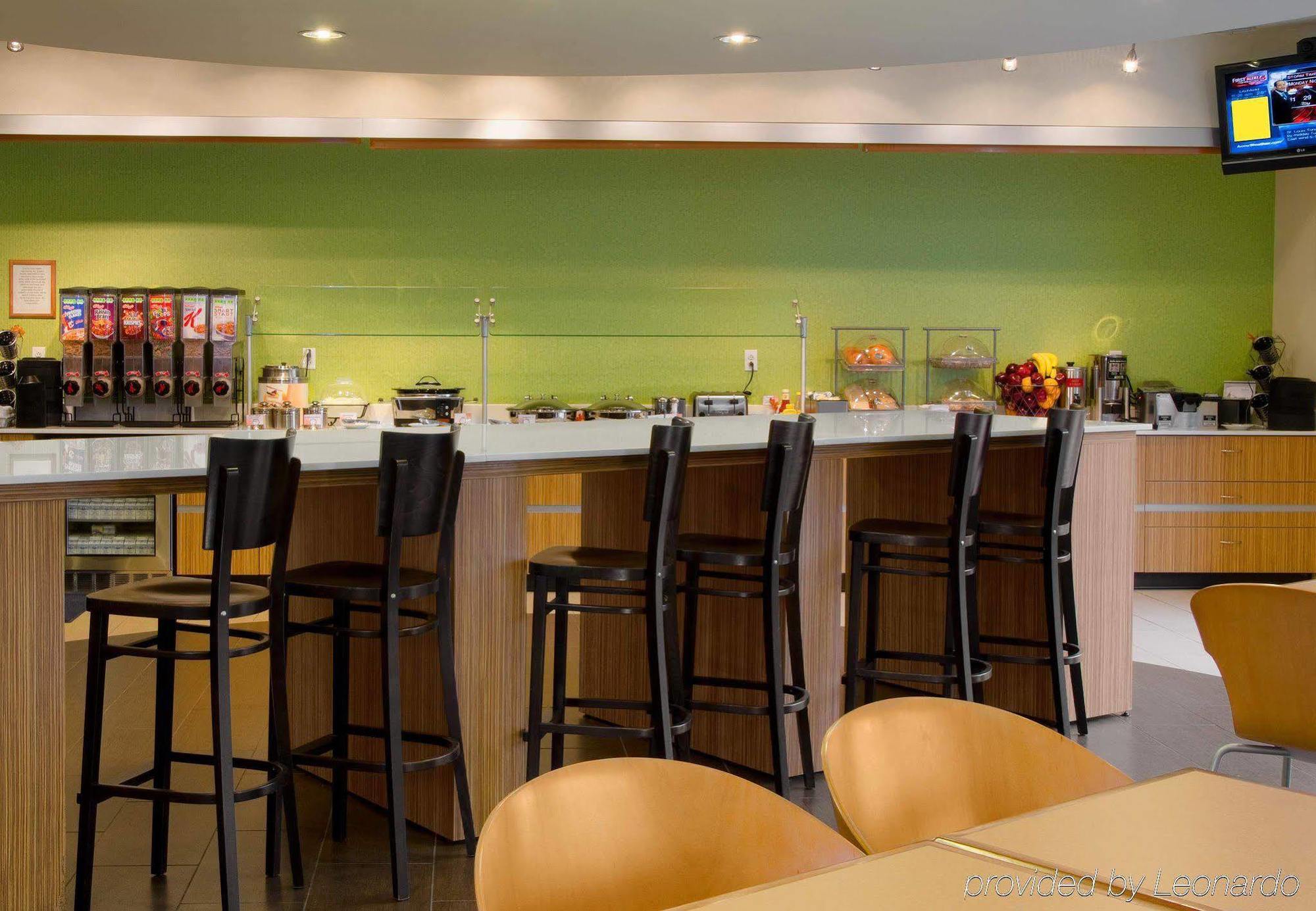 Springhill Suites St. Louis Brentwood Restaurant foto